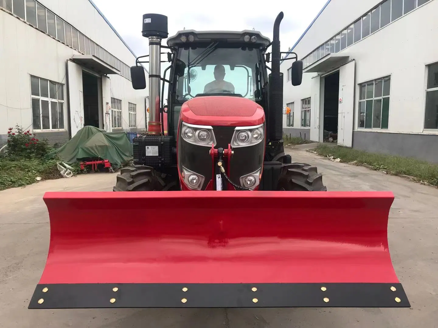 150HP 4WD Farm Tractors Ys- 1504