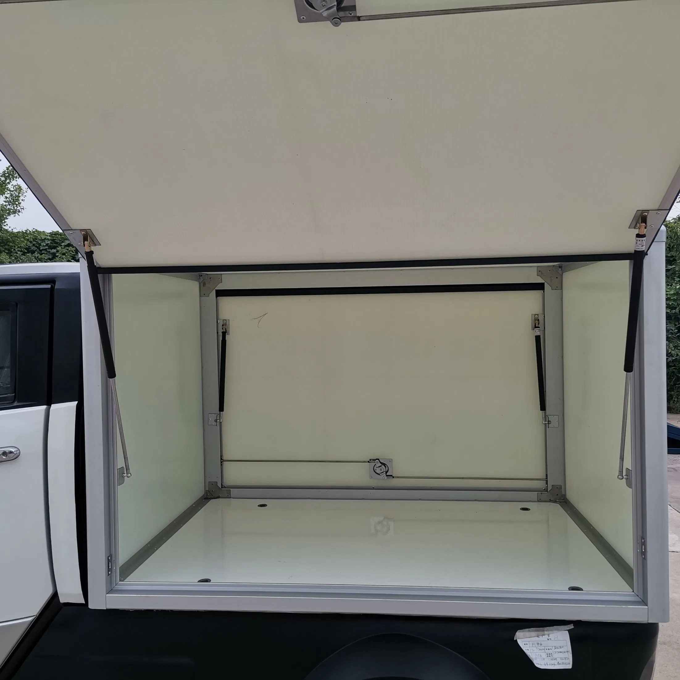 4kw Motor 4 Wheel Electric Delivery Goods Cargo with EEC