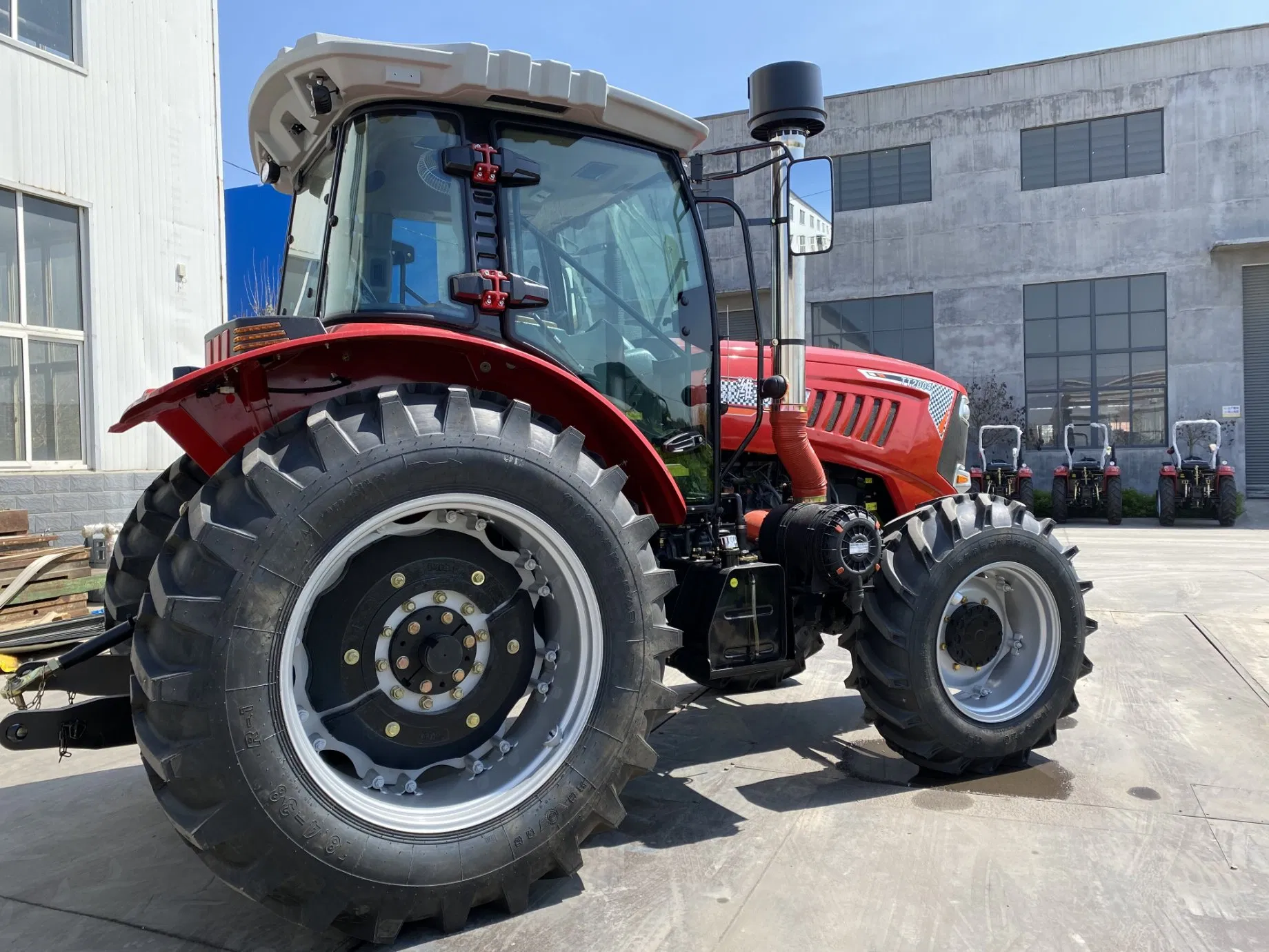 Big Wheel Agriculture Farm Tractor 150HP 4WD with Weichai Six-Cylinder Diesel Engine