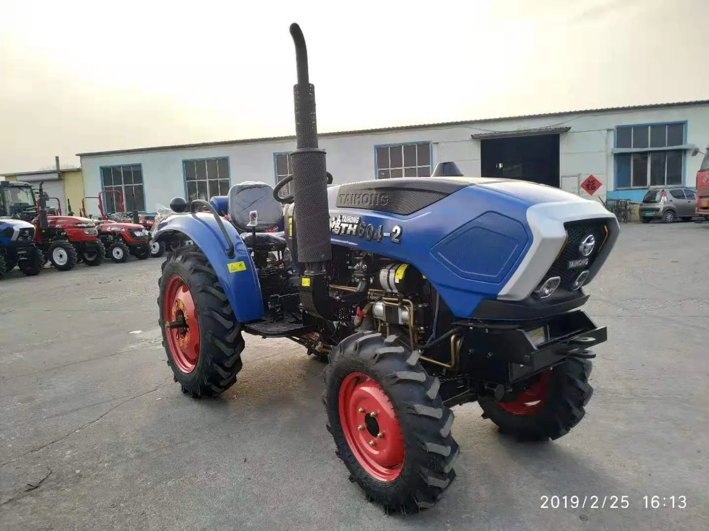 China High Quality 30HP 4WD Compact Mini Tractor Small Garden Farm Tractors