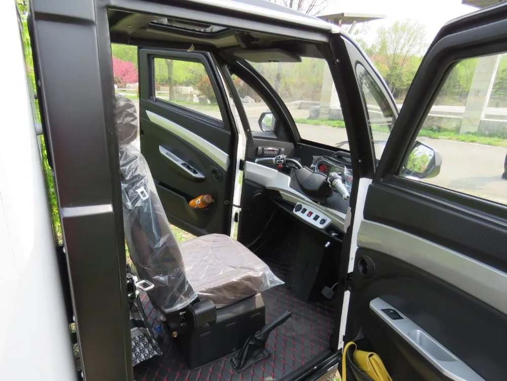 EEC Coc Closed Cabin 2 Seater 3kw Electric Motorized Tricycles Cargo Car