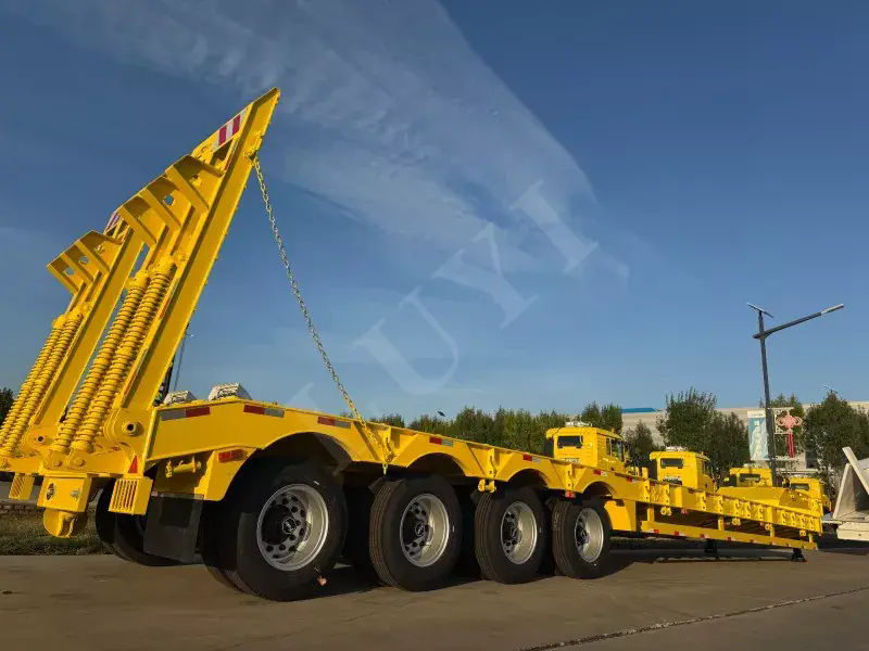 Four-Axle Low-Bed Semi-Trailer