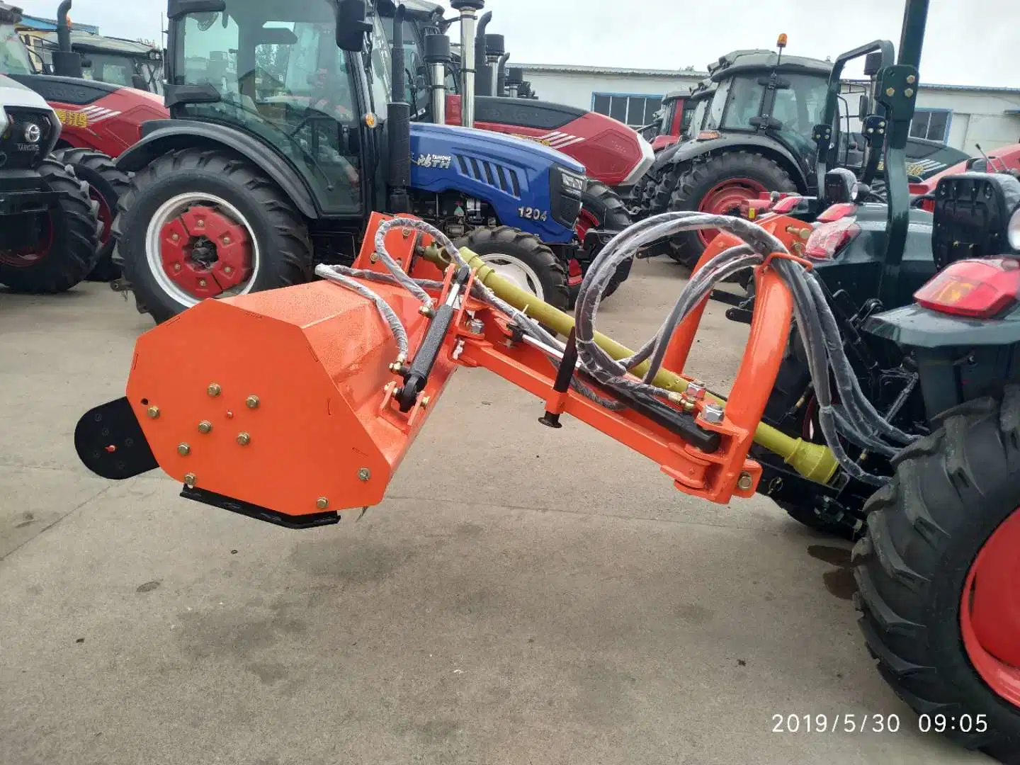 Kubota Wheel Tractor 80HP Lawn Tractor Farm Mini Tractor with Loader