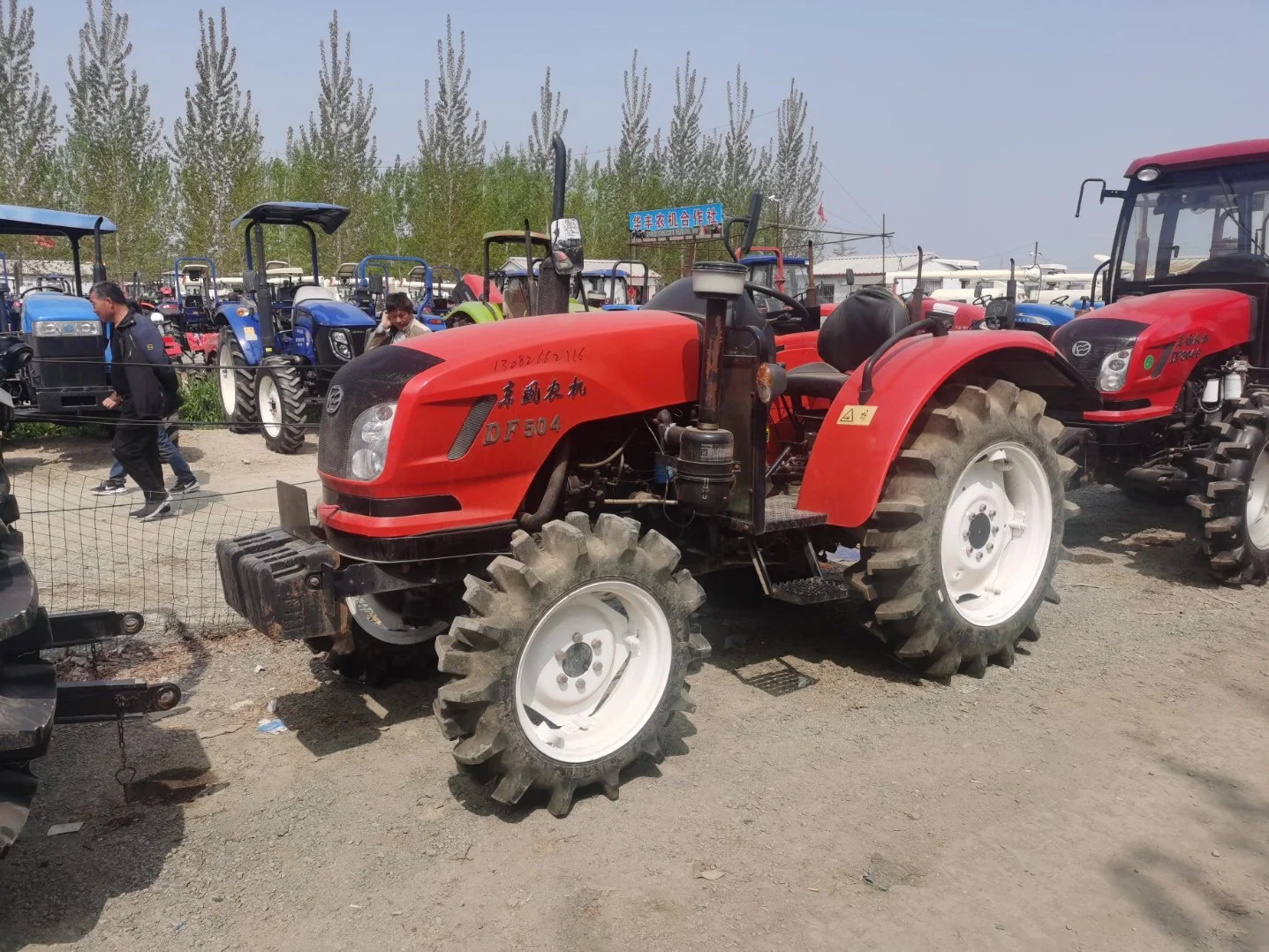 Second Used Farm Tractors Massey Ferguson 1004 100HP 4WD Tractores Agricolas Massey Ferguson
